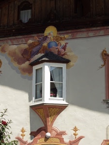 finestra, vetri, fiore, finestre, muro, tendine, dipinto, bianco, murales, tende, nuvole, affreschi, affresco, angelo, casa, bovindo