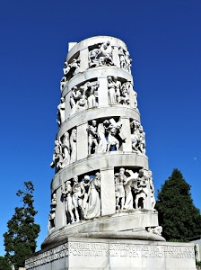 alberi, cielo, monumento, marmo, cimitero, azzurro, sculture, statue, tomba, bianco, spirale, milano, colonna, verde, torre, scultura, bassorilievi, iscrizione, bernocchi