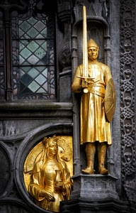 oro, spada, scudo, statua, finestra, statue, madonna, soldato, palazzo, regina