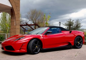 ferrari, rosso, rossa, automobile, lampione, ruote, sportiva, nuvole, cielo, auto, alberi, bolide