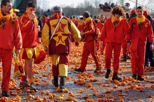 arance, battaglia, rosso, carnevale, arancione, costumi, giallo, persone, ivrea