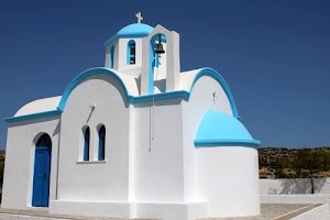 chiesa, bianco, porta, azzurro, finestre, campana, croce, abside, cielo, archi, celeste, campanile, cupola, cappella, chiesetta, grecia, bianca, blu, azzurra, cupole