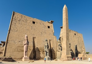 statue, obelisco, egitto, cielo, persone, azzurro, tempio, sculture, faraoni, ombre, antichità, turisti, egizi, struttura, ruderi, muro, archeologia