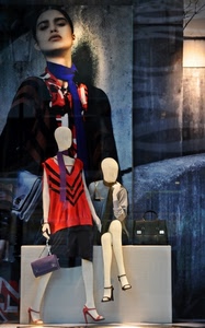 vetrina, manichini, borse, scarpe, donna, abbigliamento, borsetta, borsa, donne, abiti, rosso