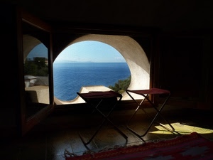 mare, finestra, sedie, acqua, tappeto, riflesso, panorama, vista, ovale, affaccio, orizzonte, luce, riflessi, cielo, finestre, arco, ombre