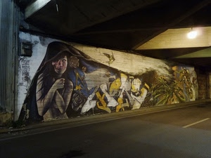 strada, murales, donna, notte, murale, disegno, muro, luce, rose, ragazza