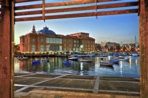 barche, acqua, mare, porto, palazzo, cielo, cupola, riflessi, teatro, bari, azzurro, legno, cornice, riflesso, molo