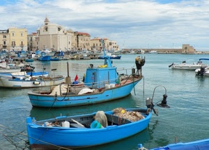 barche, mare, porto, nuvole, cielo, acqua, azzurro, campanile, lampare, reti, case, lampara, blu, palazzi, paese
