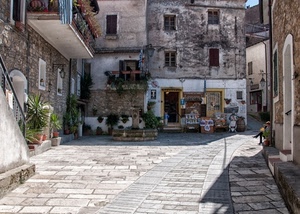 balcone, finestre, negozio, piazza, fontana, piante, strada, borgo, piazzetta, vasi