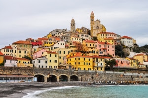 mare, spiaggia, chiesa, borgo, paese, panorama, colori, campanili, case, archi, cervo, ponte