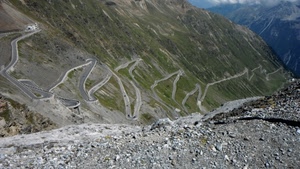 montagna, strada, tornanti, curve, sassi, discesa, passo