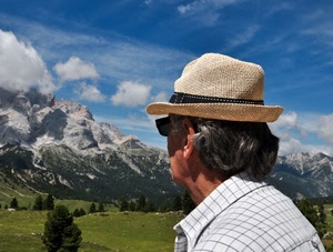 montagne, cappello, uomo, nuvole, occhiali, cielo, alberi, montagna, panorama