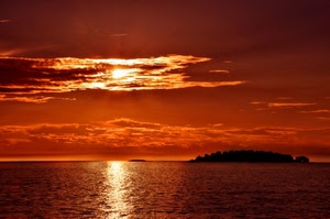 mare, nuvole, isola, tramonto, rosso, acqua, arancione, riflessi, arancio, sole