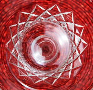 rosso, vetro, cerchio, trasparente, trasparenza, sfondo, trasparenze, triangoli, geometrie, bicchiere, cristallo, geometrico, vaso