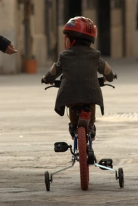 casco, bambino, bicicletta, pedali, ruote, rotelle, bici, triciclo