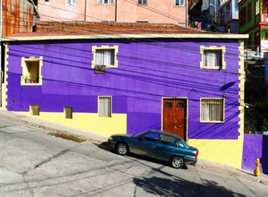 viola, finestre, casa, salita, porta, strada, automobile, discesa, tetto, auto, giallo, vasi, ombre, inferriate, macchina