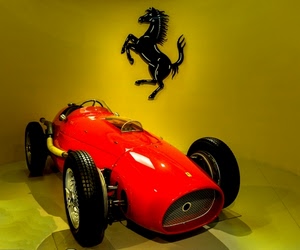 ferrari, cavallino, rosso, ruote, automobile, auto, rossa, epoca, nero