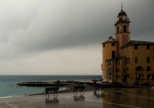 mare, panchine, chiesa, pioggia, campanile, nuvole, maltempo, orologio
