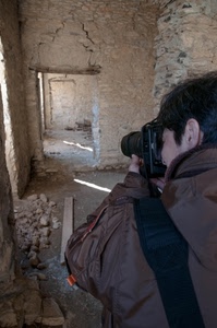 fotografo, pietre, porta, rudere, fotocamera, muro, ruderi, casa, sassi, macchina, scatto, interno, reflex, abbandono