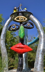 verde, occhi, rosso, scultura, naso, bocca, azzurro, labbra, faccia, cielo, piante, nero, giardino, tarocchi, alberi, mosaico, viso