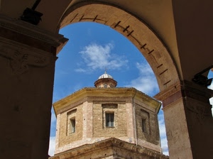 arco, finestre, cupola, nuvole, azzurro, cielo, pilastri, ottagonale, torre, pilastro, bianco, chiesa, capitelli, tre, geometrie