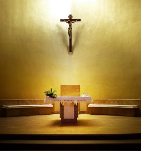 altare, crocifisso, chiesa, pianta, scalini, croce, gradini, candela, giallo, interno