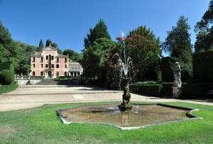 fontana, villa, alberi, acqua, verde, parco, prato, giardino, balaustra, cielo, statua, erba, zampilli, palazzo, azzurro, statue, finestre