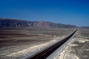 strada, cielo, montagne, paesaggio, asfalto, montagna, linea, azzurro, pianura, deserto, rettilineo, panorama, paracarri, monti, diagonale